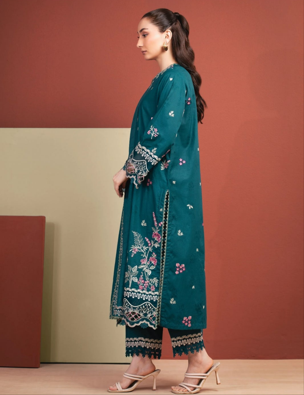Lawn | Unstitched| Embroidered | 03 Pc