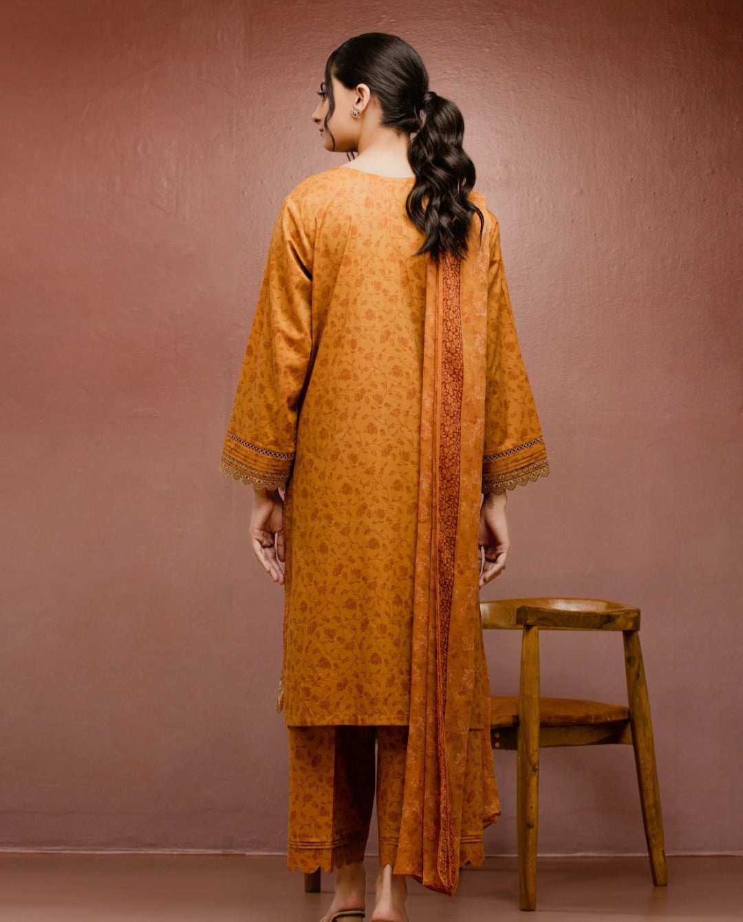 Cambric| Embroidered| Unstitched |03 Pc| Edenrobe